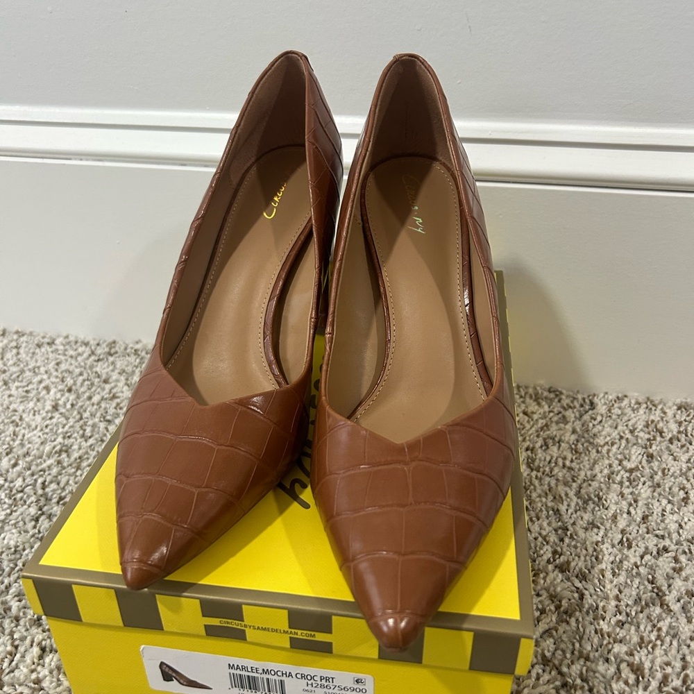 Sam Edelman Circus Brown Croc-Embossed Women's Heels